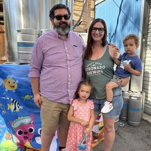 Meet your Posher, Corrine